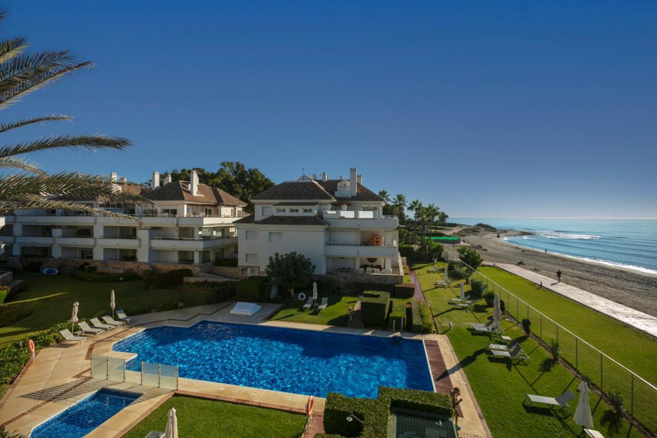 Appt 401-3-Bed-Heaven Beach-Paseo-All Year Heated Pool-Free Bikes Estepona Buitenkant foto