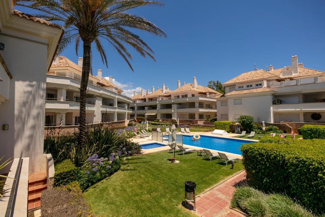 Appt 401-3-Bed-Heaven Beach-Paseo-All Year Heated Pool-Free Bikes Estepona Buitenkant foto