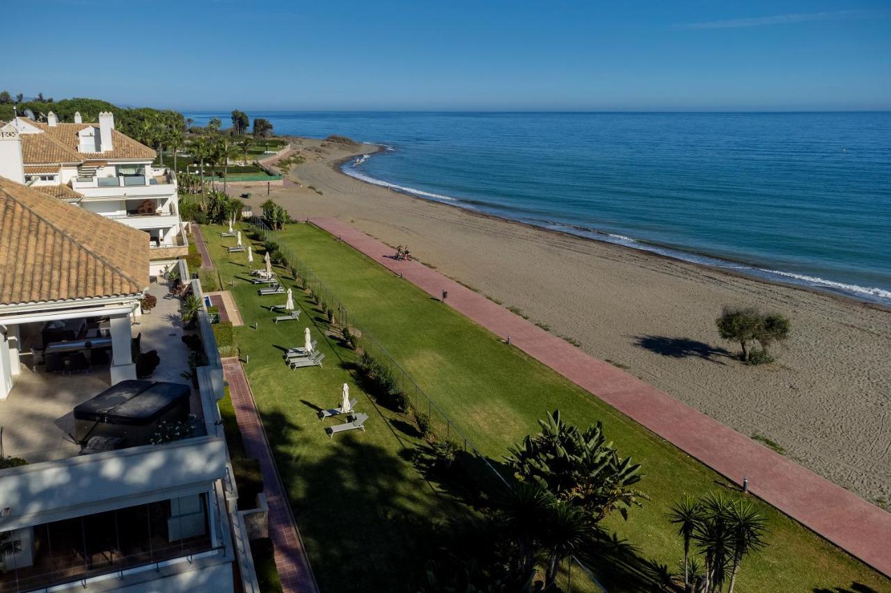 Appt 401-3-Bed-Heaven Beach-Paseo-All Year Heated Pool-Free Bikes Estepona Buitenkant foto