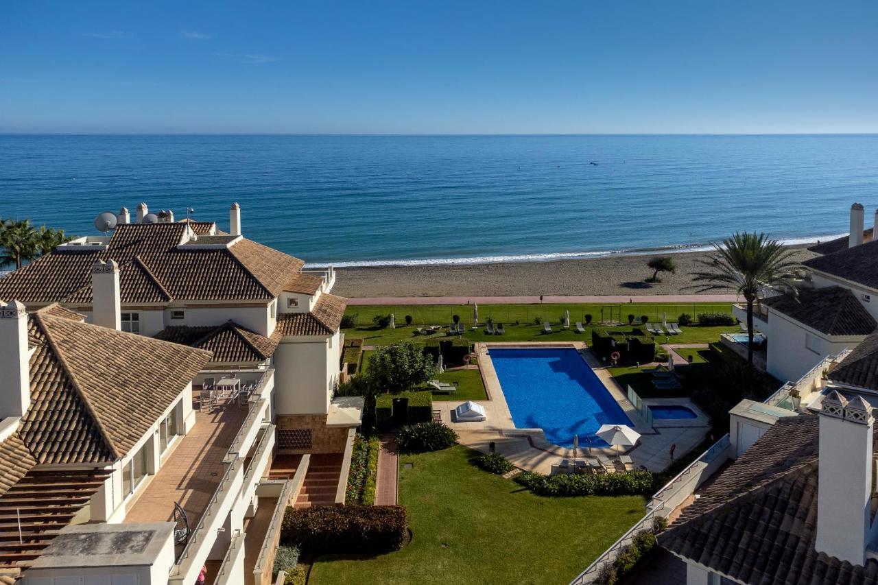 Appt 401-3-Bed-Heaven Beach-Paseo-All Year Heated Pool-Free Bikes Estepona Buitenkant foto