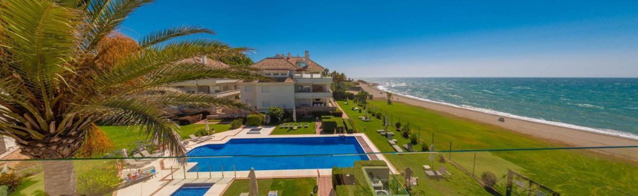 Appt 401-3-Bed-Heaven Beach-Paseo-All Year Heated Pool-Free Bikes Estepona Buitenkant foto