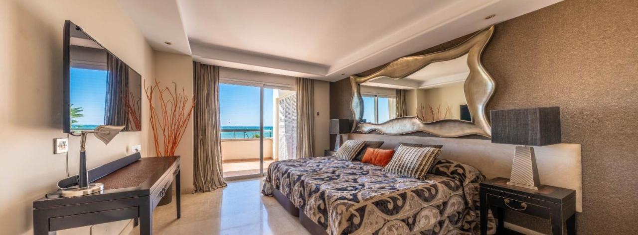 Appt 401-3-Bed-Heaven Beach-Paseo-All Year Heated Pool-Free Bikes Estepona Buitenkant foto